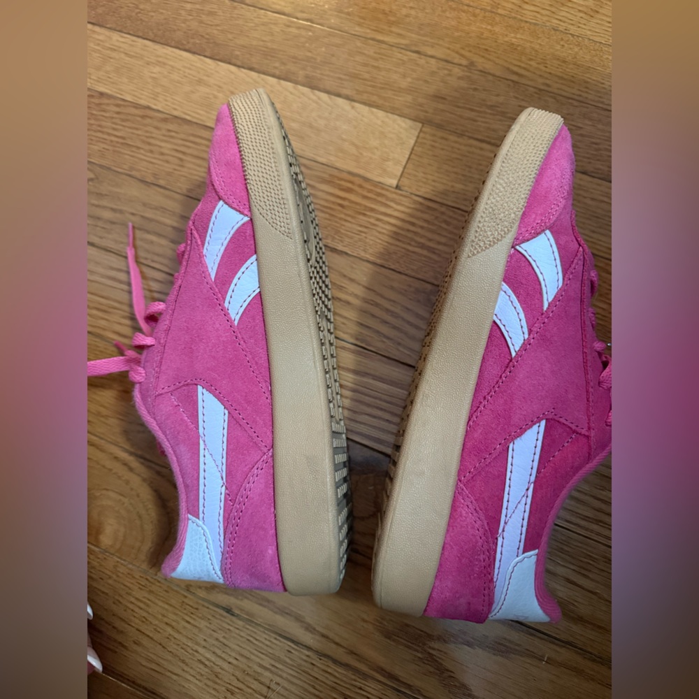 Reebok WomensPink Sneakers - Picture 11 of 11